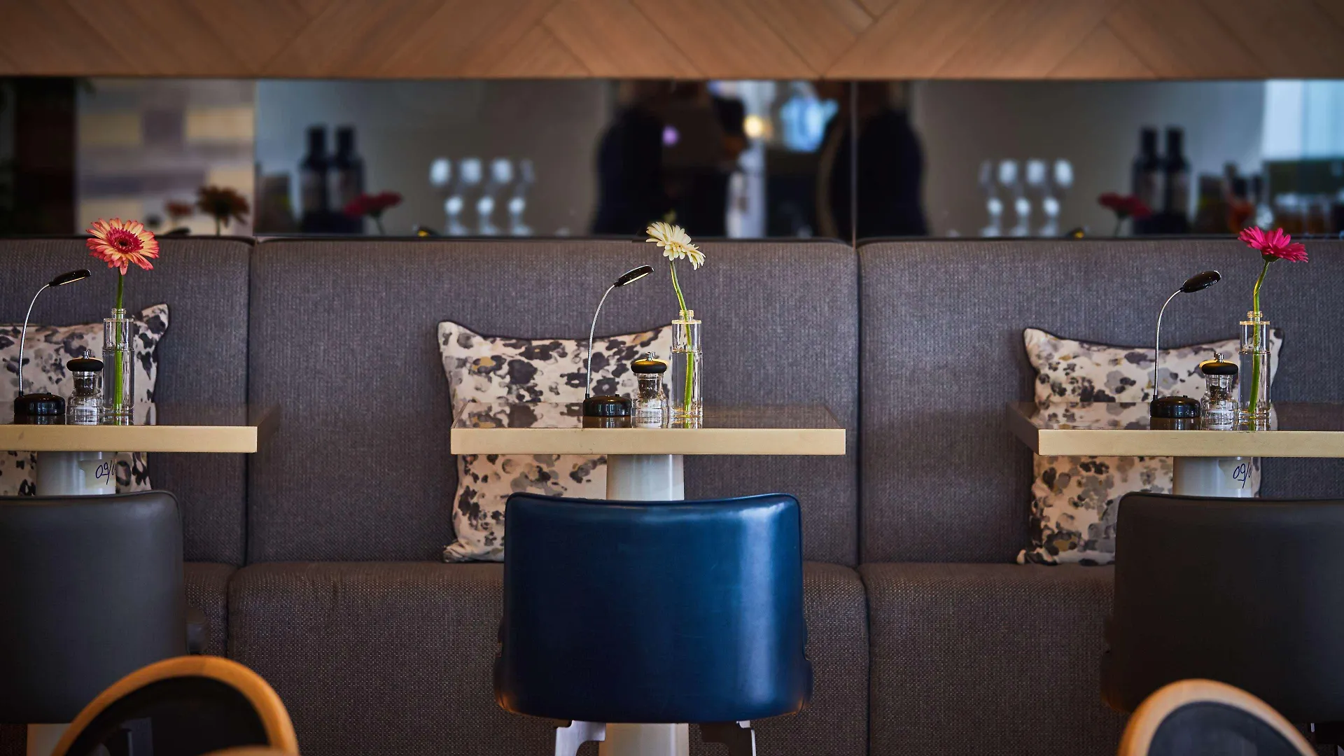 Media One Hotel Dubai 4*,