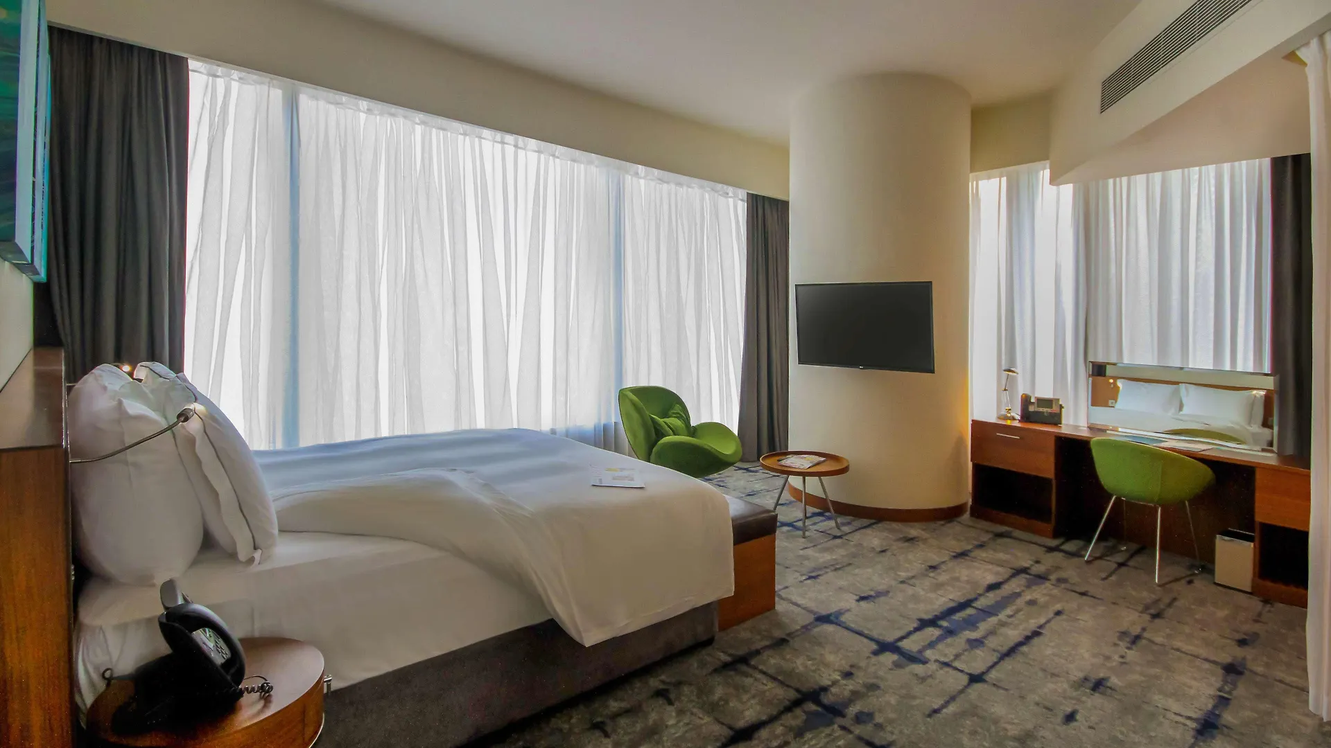 Media One Hotel Dubai