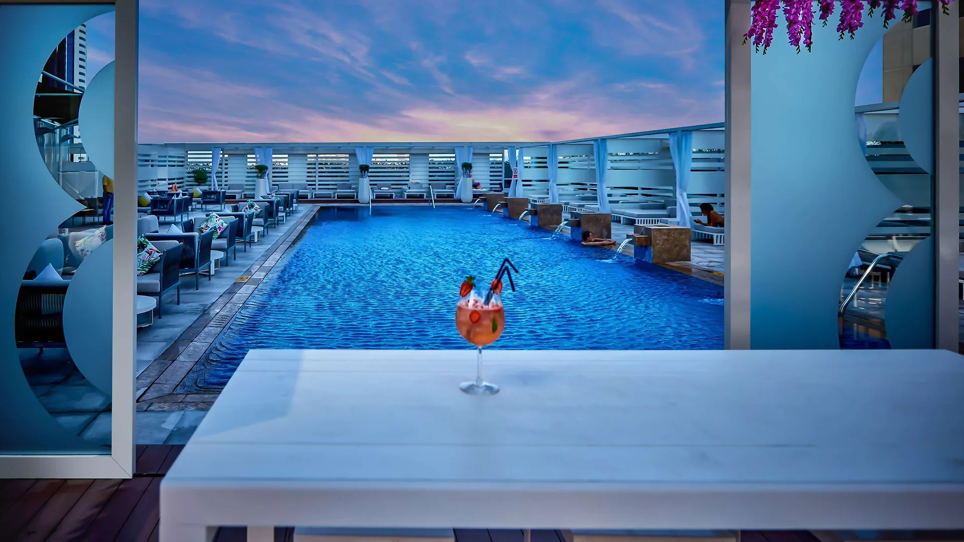 Media One Hotel Dubai