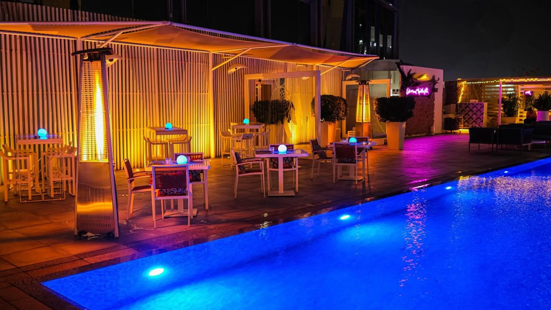Media One Hotel Dubaj 4*,  Zjednoczone Emiraty Arabskie